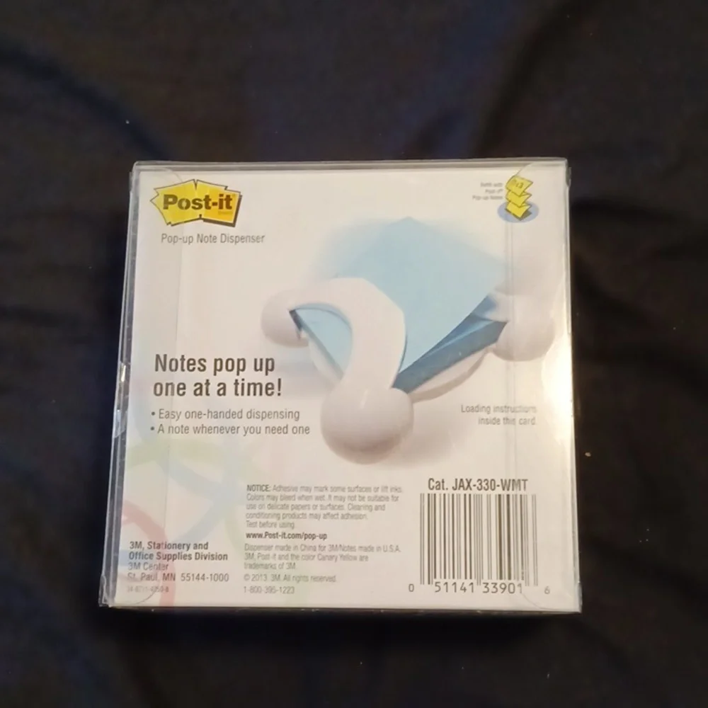Post-it note dispenser